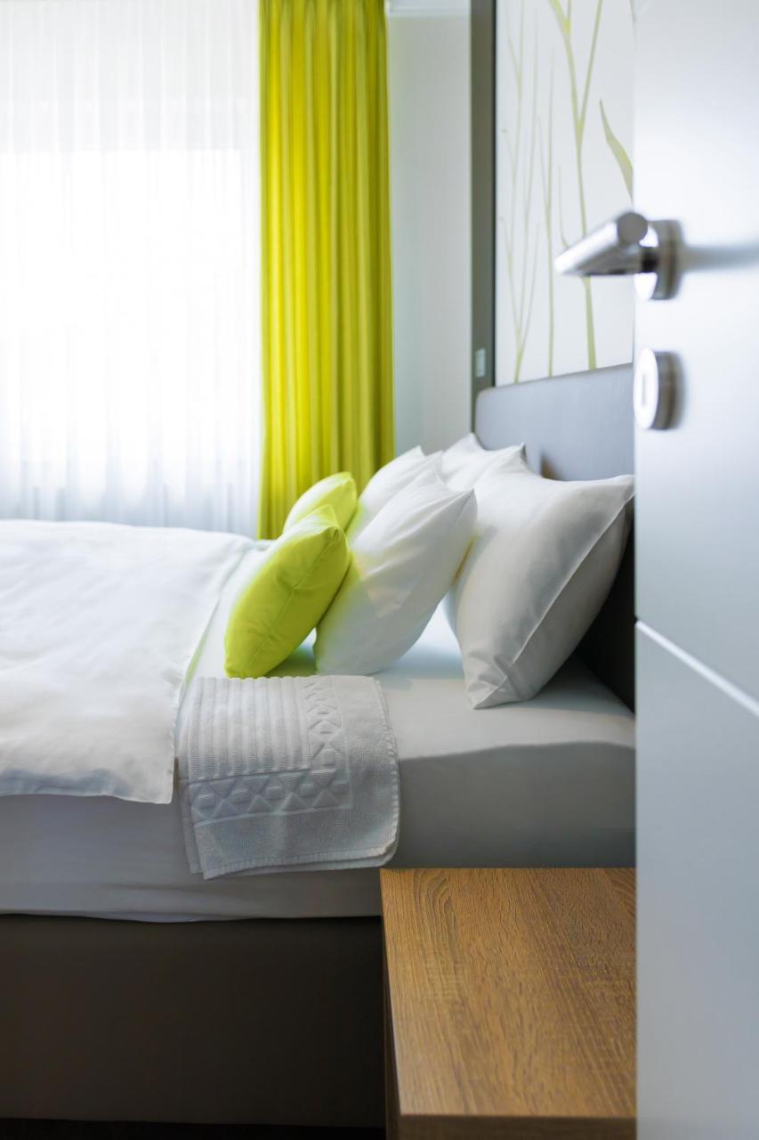 בולאיי Ferienwohnung Burgblick מראה חיצוני תמונה